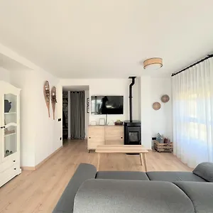 https://nuevo-apartamento-en-el-centro-de-camprodon.catalonia-hotels.com