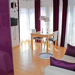 https://apartamento-malaga-sol-vft-ma-11428.1costadelsol.com